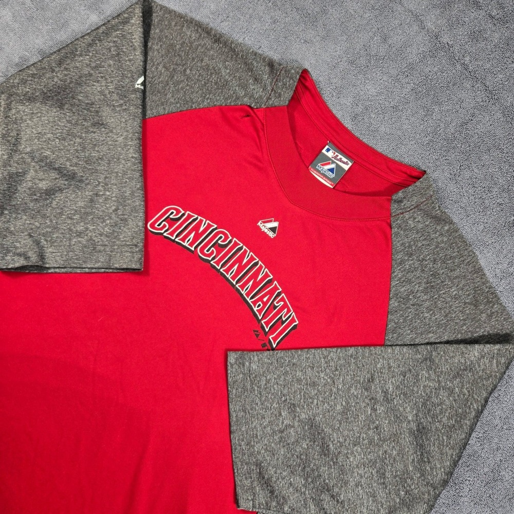 Majestic Cincinnati Reds Raglan Shirt Mens XL Red Gray Excellent Therma Base